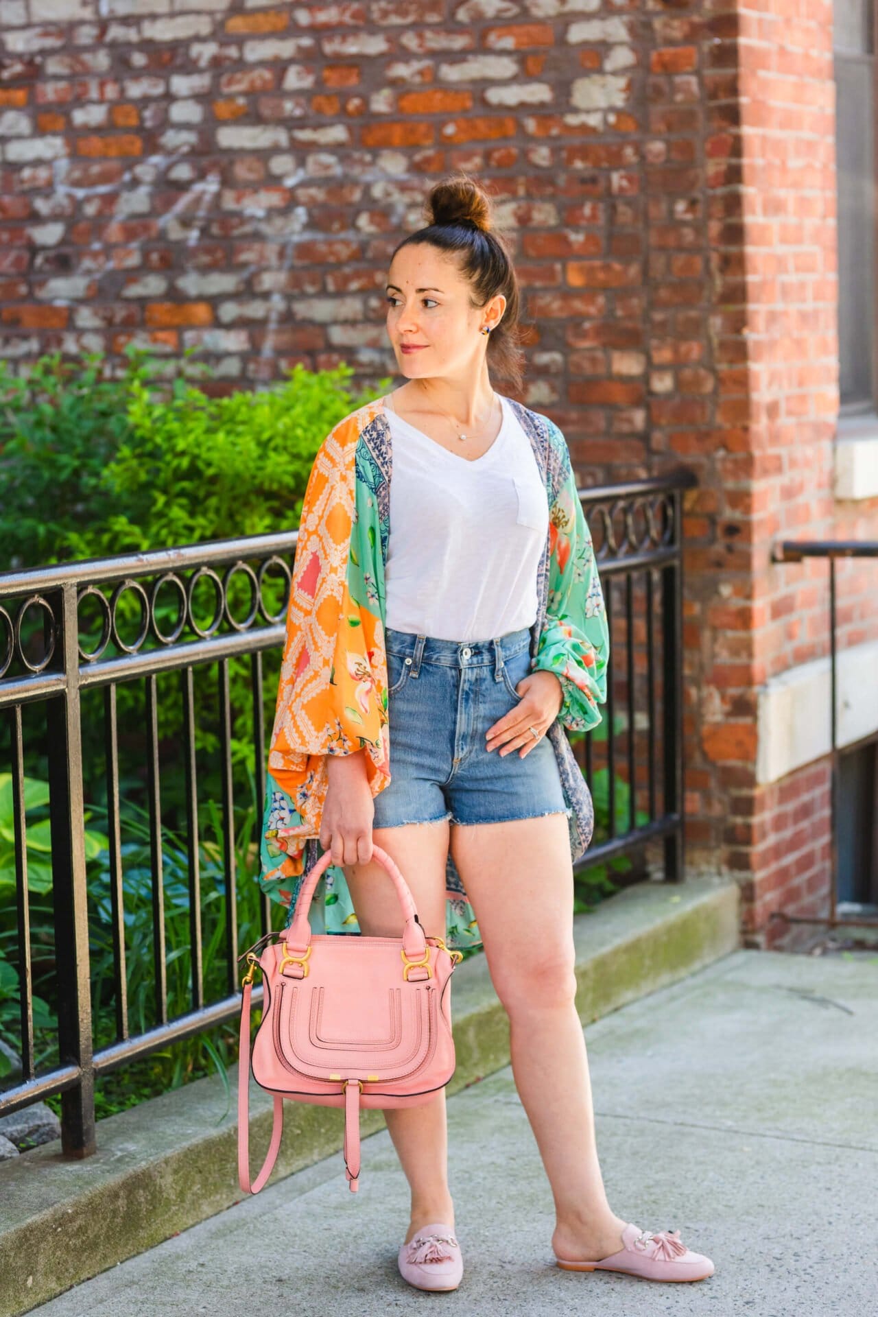 Chloe Bag Rag & Bone Shorts Look by Modnitsa Styling