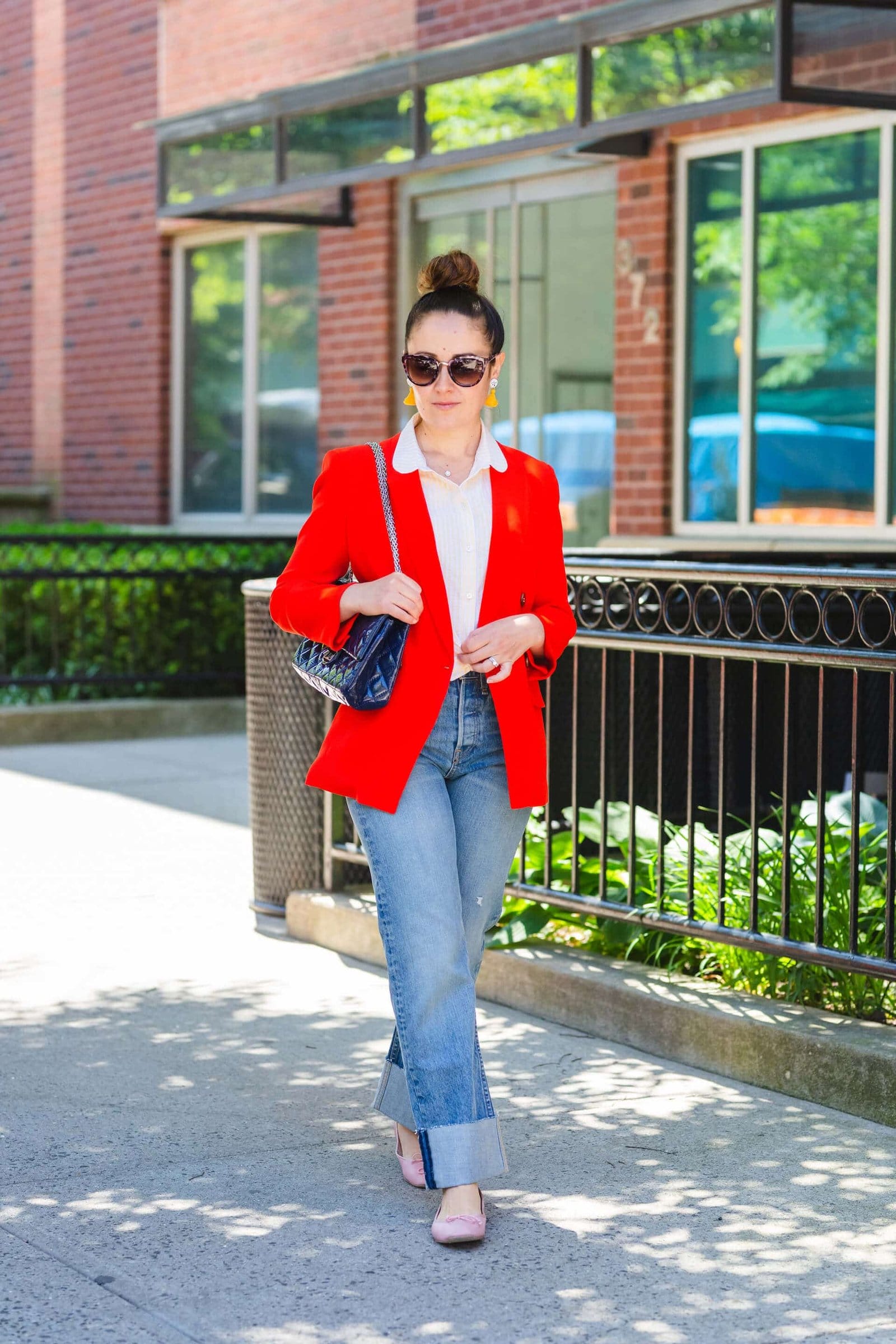 Veronica Beard Blazer Rag & Bone High Waisted Jeans Look by Modnitsa Styling