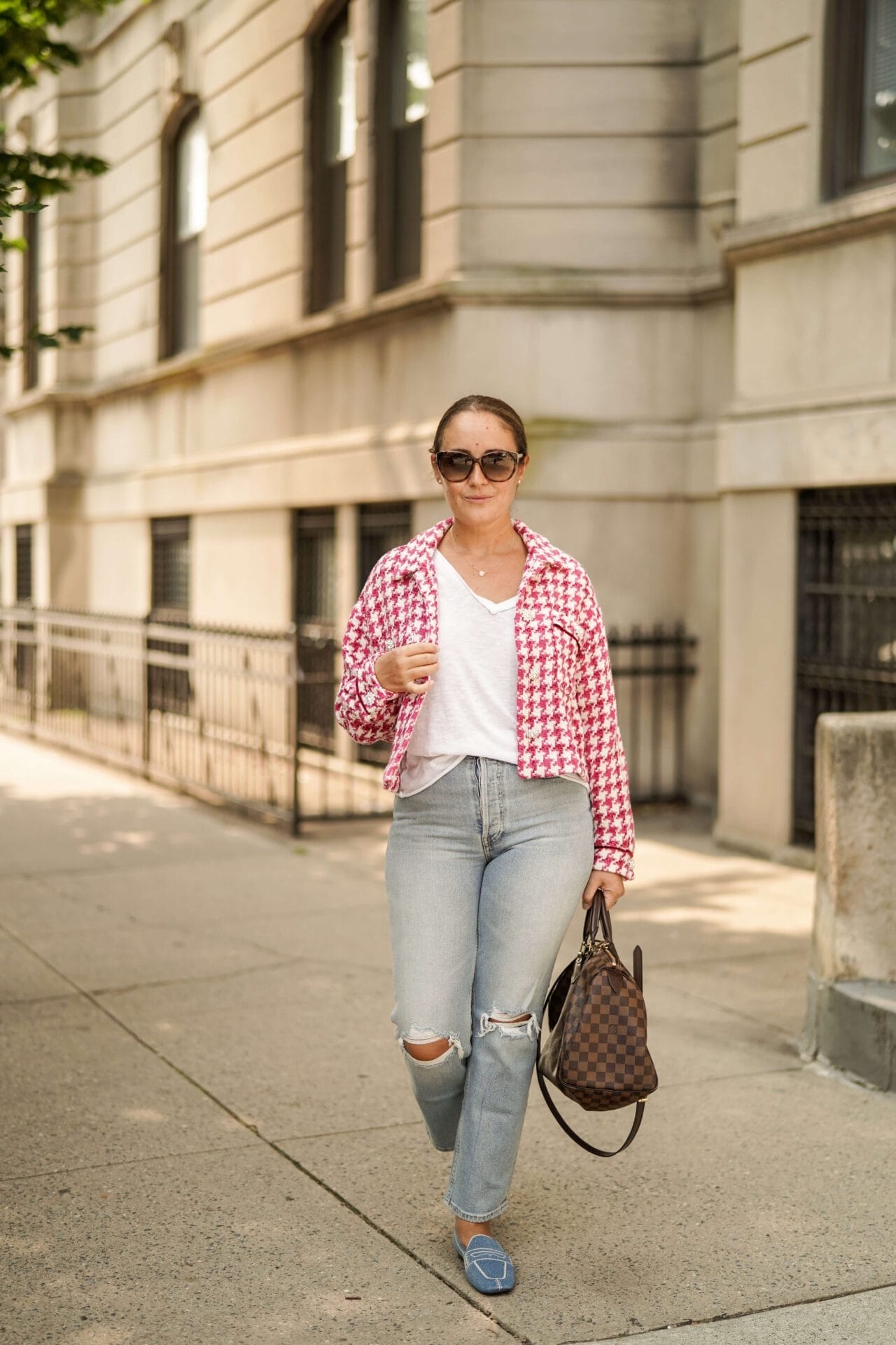 Zara Jacket ReDone Jeans Free People Tee Vivaia Shoes LV Bag Look