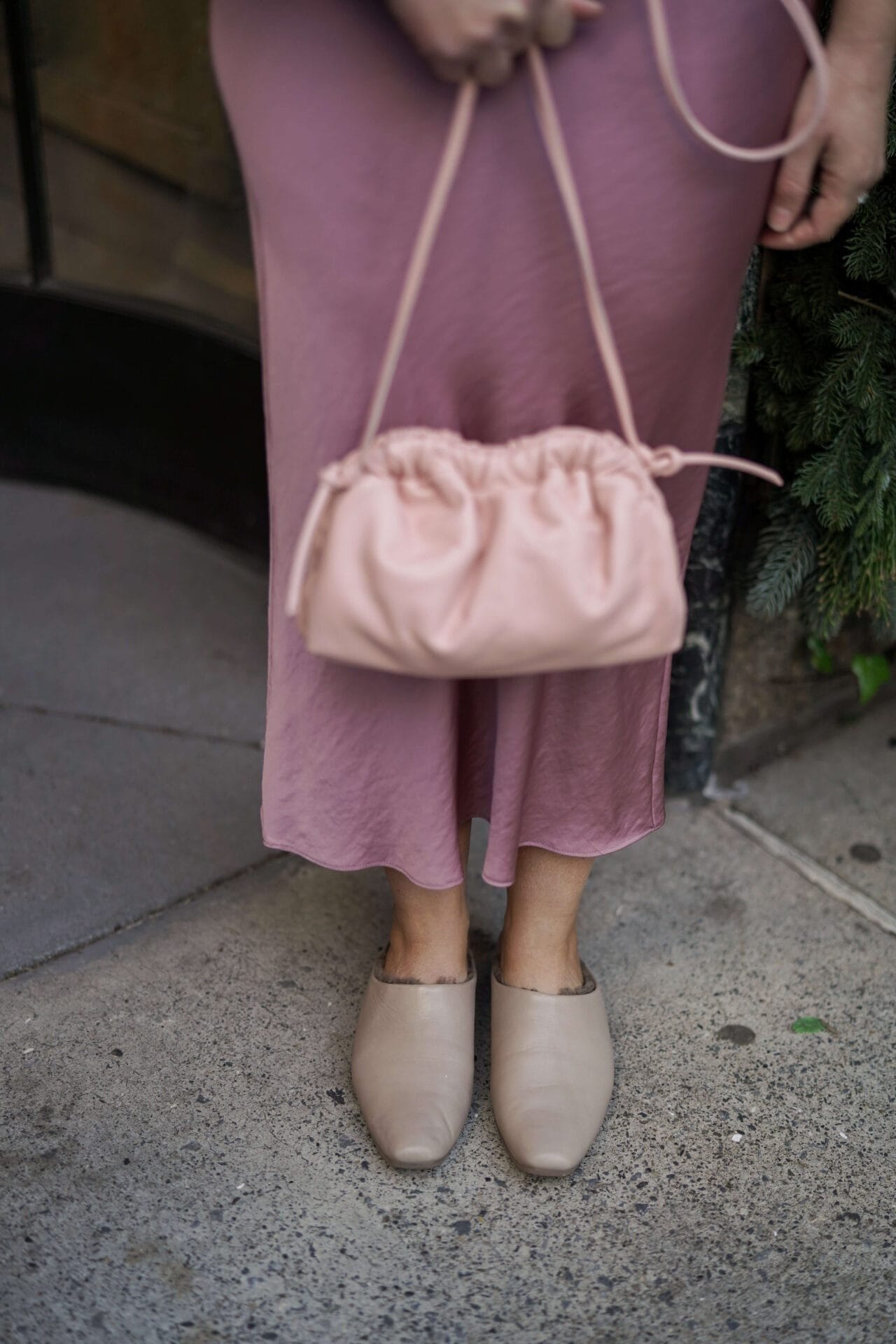 Free People Skirt Tularosa Sweater Mansur Gavriel Bag Coclico Shearling Slides Outfit by Modnitsa Styling